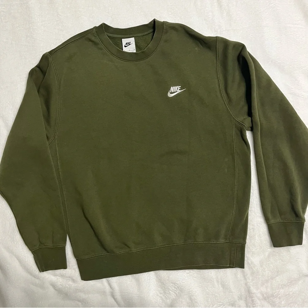 Nike Sweatshirt Green Size Medium